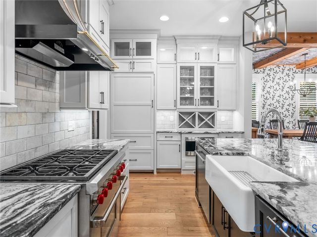 1719 Tulip Hill Dr, Midlothian, VA 23112