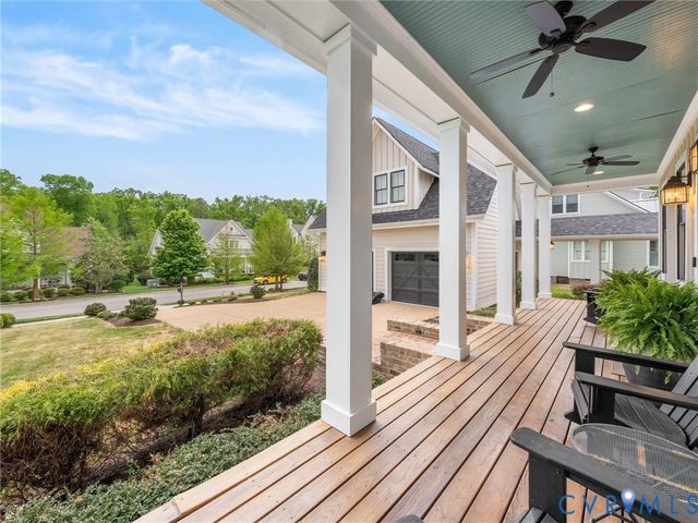 1719 Tulip Hill Dr, Midlothian, VA 23112