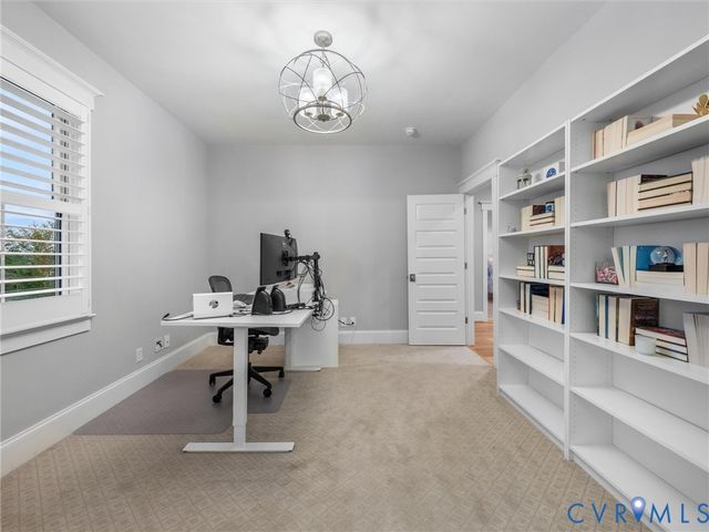 1719 Tulip Hill Dr, Midlothian, VA 23112