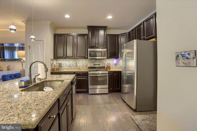 4133 SECRETARIAT ST, Harrisburg, PA 17112