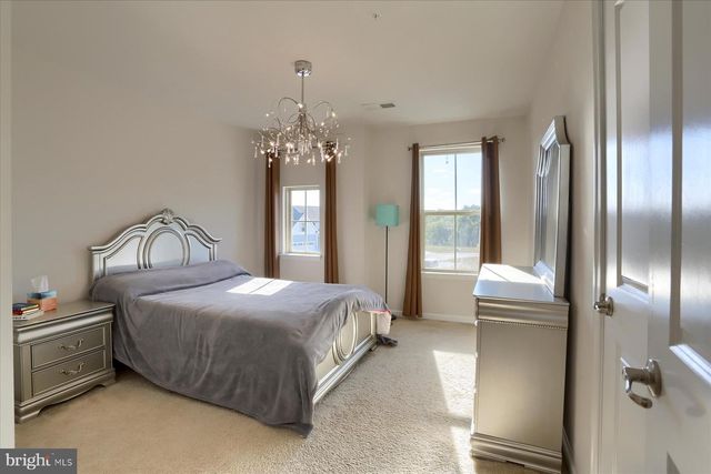 4133 SECRETARIAT ST, Harrisburg, PA 17112