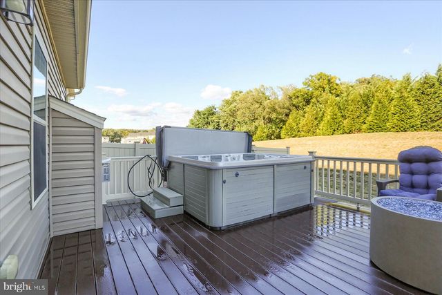 4133 SECRETARIAT ST, Harrisburg, PA 17112