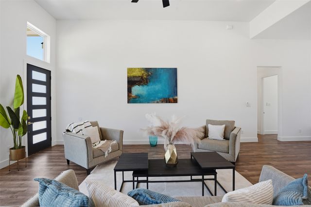 2304 Candlestick Drive, Granbury, TX 76049