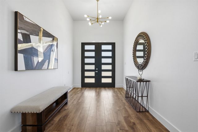 2304 Candlestick Drive, Granbury, TX 76049