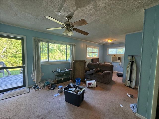 7410 Seldon Road, Summerfield, NC 27358