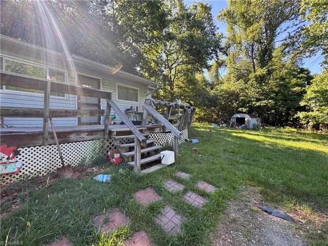 7410 Seldon Road, Summerfield, NC 27358