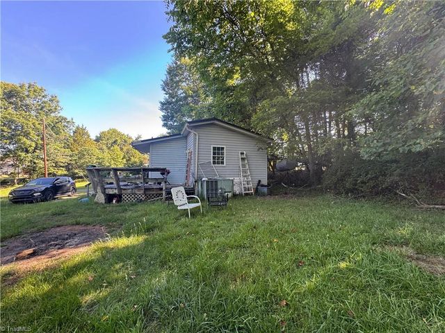 7410 Seldon Road, Summerfield, NC 27358