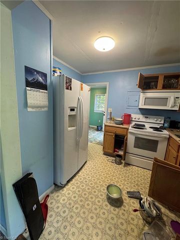 7410 Seldon Road, Summerfield, NC 27358