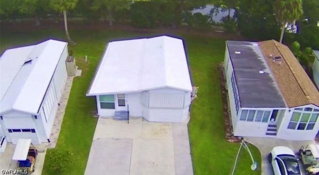 5 Bass LN 5, Naples, FL 34114