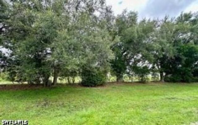 5 Bass LN 5, Naples, FL 34114