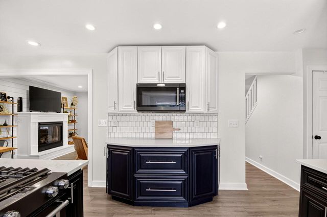 8836 43rd AVENUE, Kenosha, WI 53142