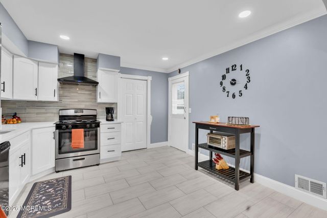 1012 Bismarck Street, Toms River, NJ 08757