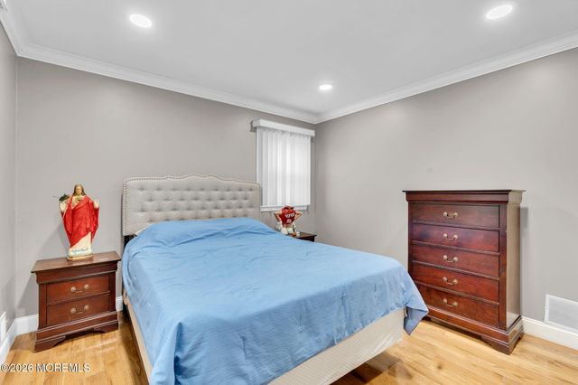 1012 Bismarck Street, Toms River, NJ 08757