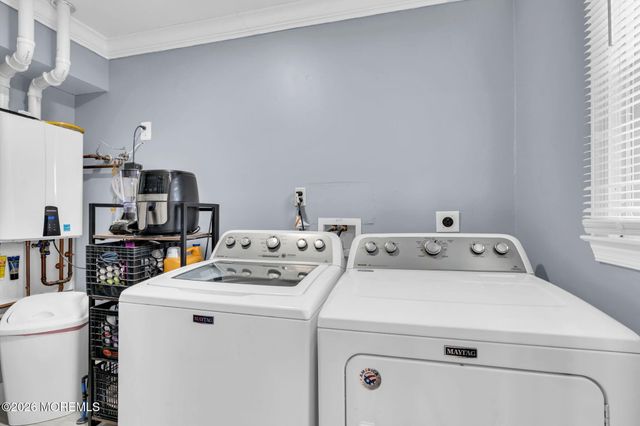 1012 Bismarck Street, Toms River, NJ 08757