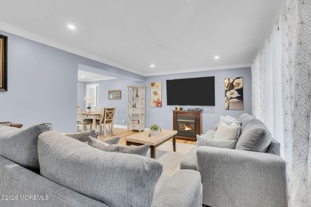 1012 Bismarck Street, Toms River, NJ 08757