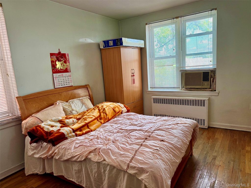43-36 Robinson Street 3L, Flushing, NY 11355 — photo 3