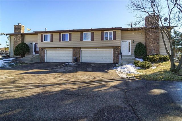 10390 Juniper Lane, Eden Prairie, MN 55347