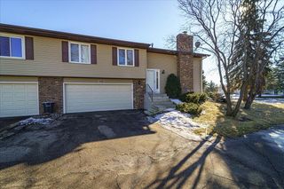 10390 Juniper Lane, Eden Prairie, MN 55347