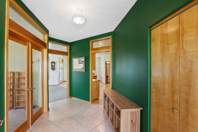 16317 N McKinnon Ln, Colbert, WA 99005