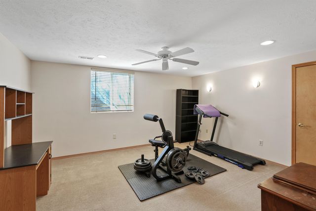 16317 N McKinnon Ln, Colbert, WA 99005