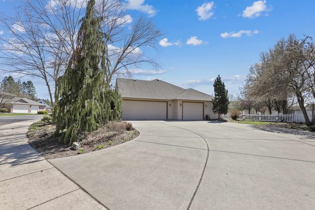 16317 N McKinnon Ln, Colbert, WA 99005