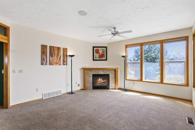 16317 N McKinnon Ln, Colbert, WA 99005