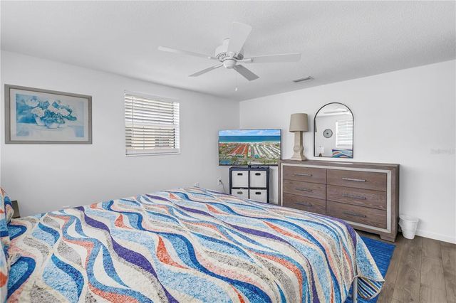6150 MIDNIGHT PASS ROAD V38, Sarasota, FL 34242