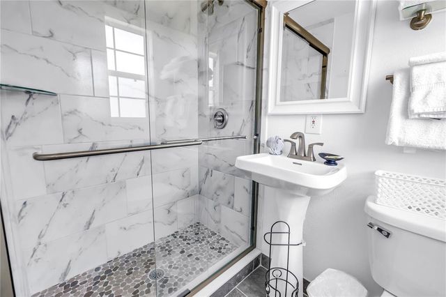 6150 MIDNIGHT PASS ROAD V38, Sarasota, FL 34242