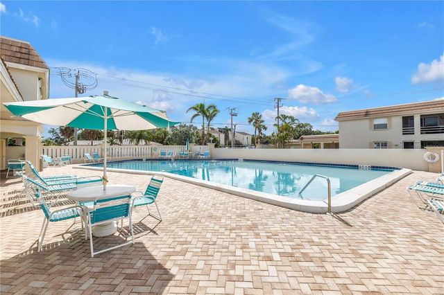 6150 MIDNIGHT PASS ROAD V38, Sarasota, FL 34242