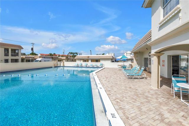 6150 MIDNIGHT PASS ROAD V38, Sarasota, FL 34242