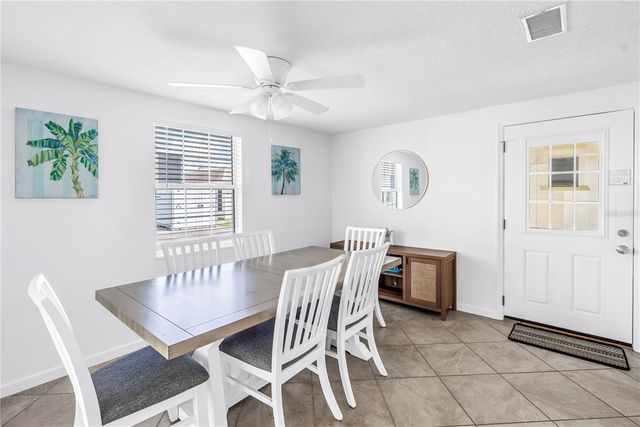 6150 MIDNIGHT PASS ROAD V38, Sarasota, FL 34242