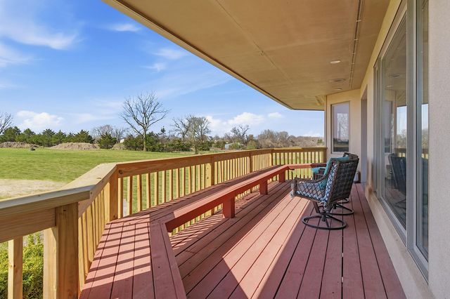 8775 S BARRY RD, Columbia, MO 65201