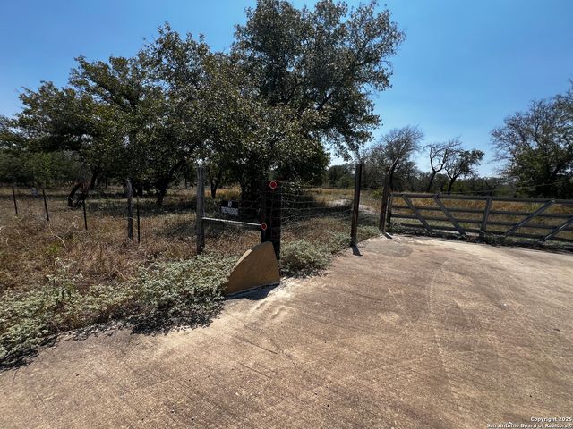 TBD, LOT 17 Woodland Hills, Poteet, TX 78065