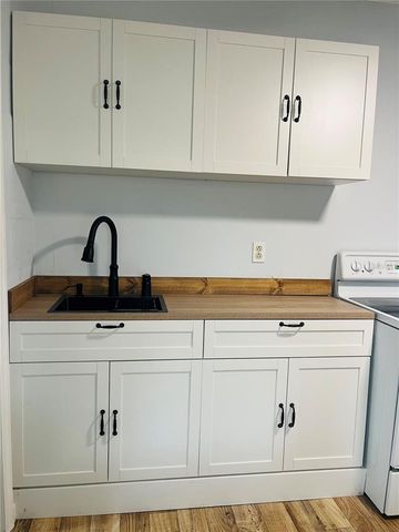 532 W BRIDGERS AVENUE, Auburndale, FL 33823