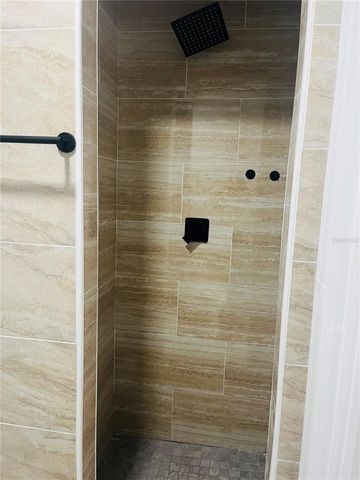 532 W BRIDGERS AVENUE, Auburndale, FL 33823