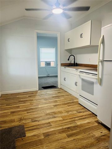 532 W BRIDGERS AVENUE, Auburndale, FL 33823