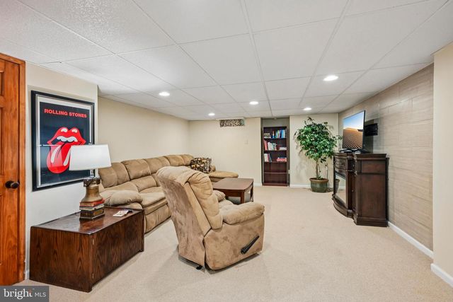 4303 WATERFORD WAY, Royersford, PA 19468