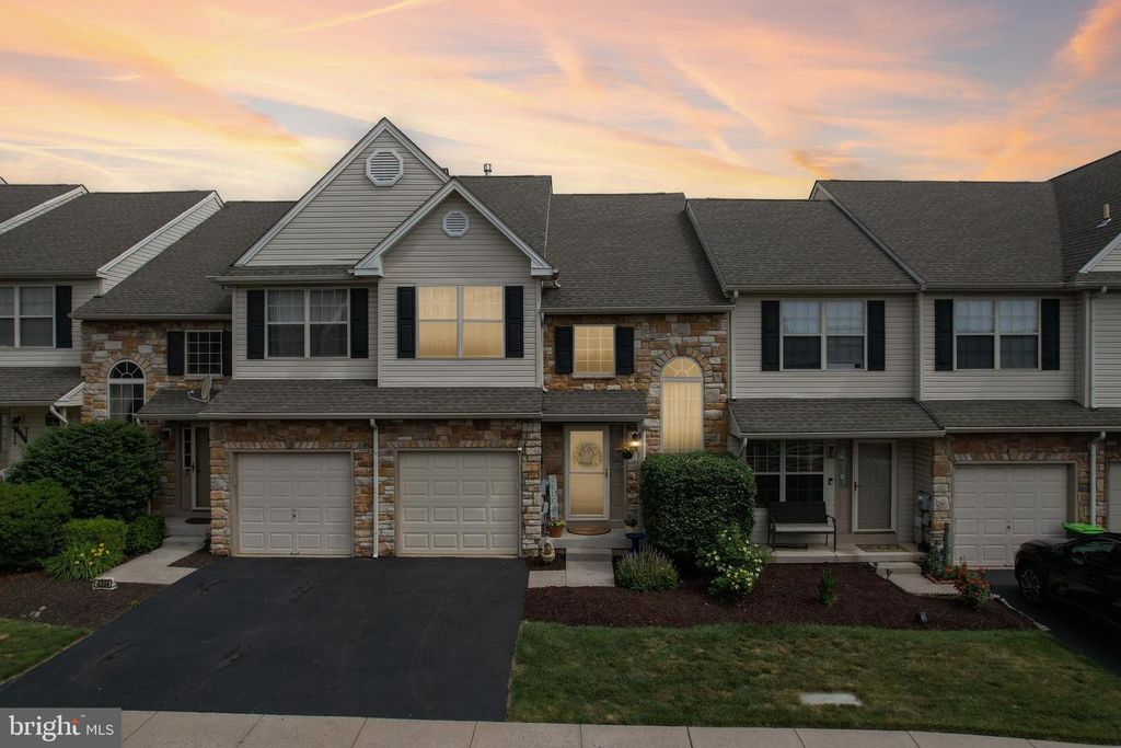 4303 WATERFORD WAY, Royersford, PA 19468