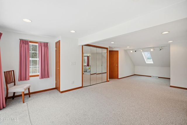 22 Schaffer Drive, Colonie, NY 12047