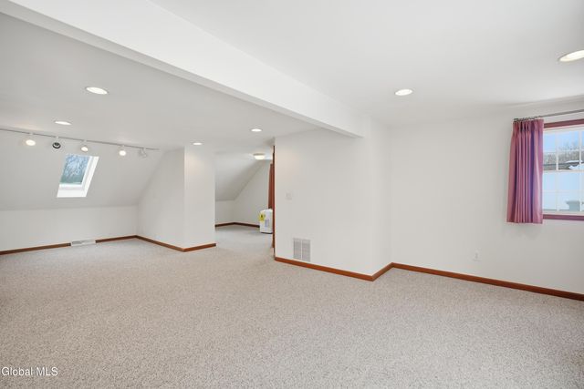 22 Schaffer Drive, Colonie, NY 12047