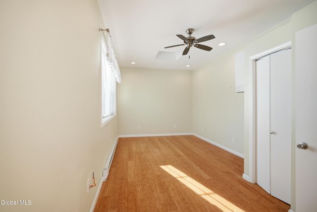 22 Schaffer Drive, Colonie, NY 12047