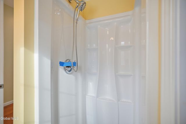 22 Schaffer Drive, Colonie, NY 12047