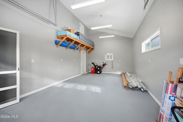 22 Schaffer Drive, Colonie, NY 12047