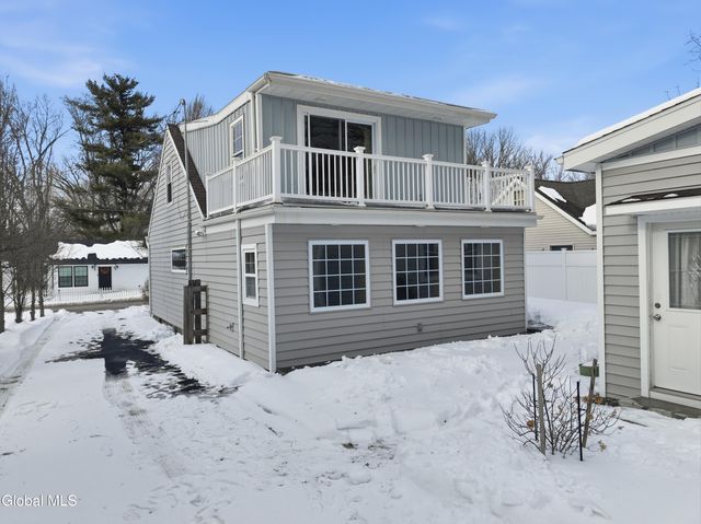 22 Schaffer Drive, Colonie, NY 12047