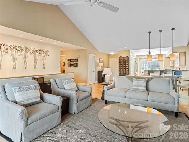 50 Park Avenue, Asheville, NC 28803