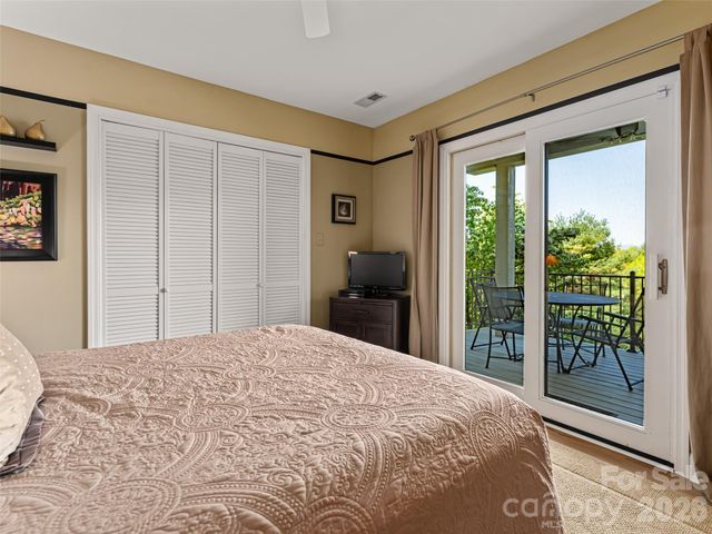 50 Park Avenue, Asheville, NC 28803