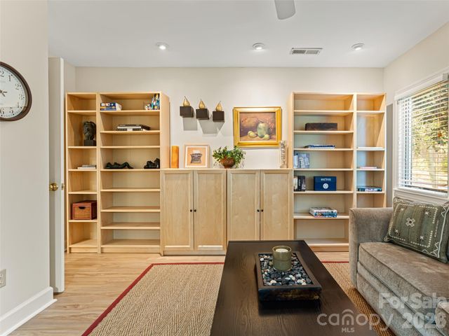 50 Park Avenue, Asheville, NC 28803