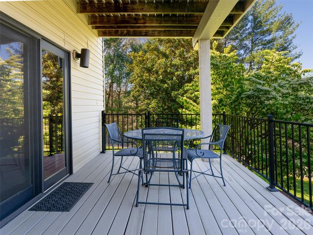 50 Park Avenue, Asheville, NC 28803