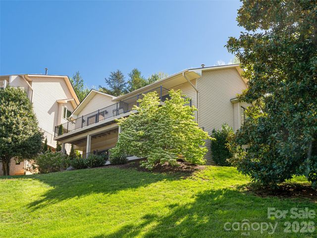 50 Park Avenue, Asheville, NC 28803