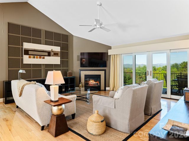 50 Park Avenue, Asheville, NC 28803